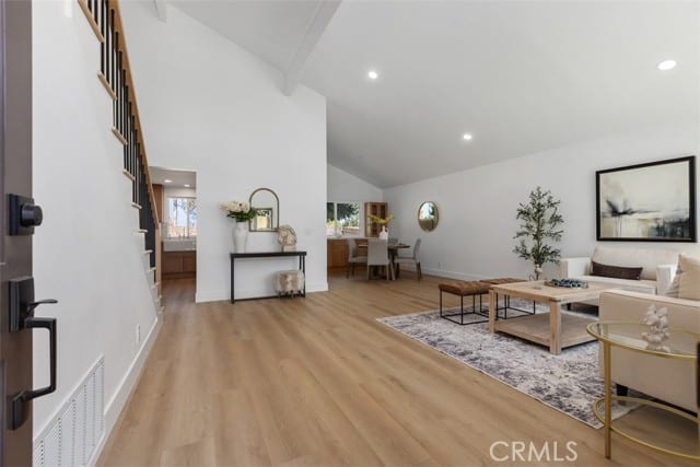 21081 Paseo Verdura