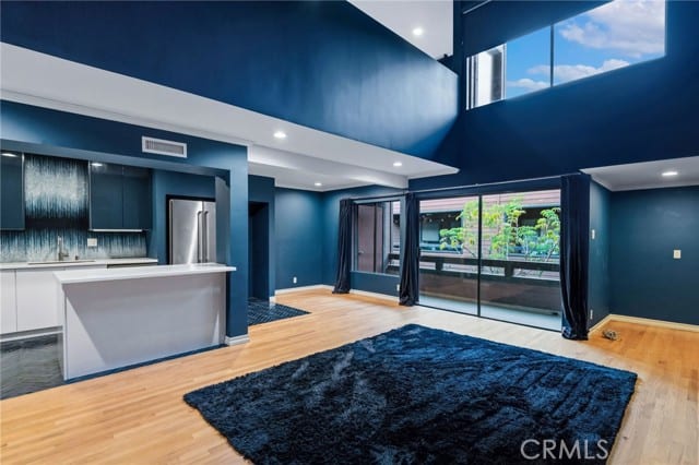 4425 Whitsett Avenue, 210, Studio City, CA 91604