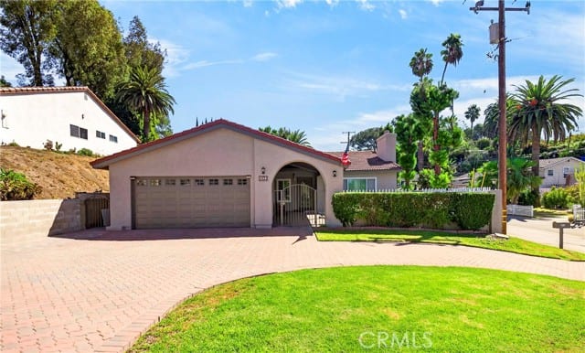 800 North Arroyo, Fullerton, CA 92833