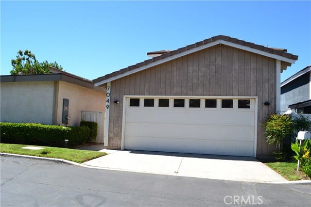 7049 East Viewpoint Lane