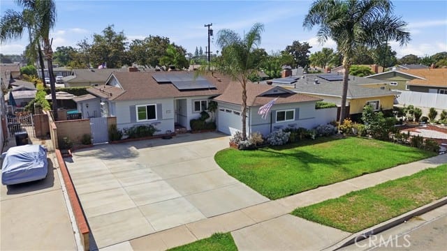 1406 West Baker