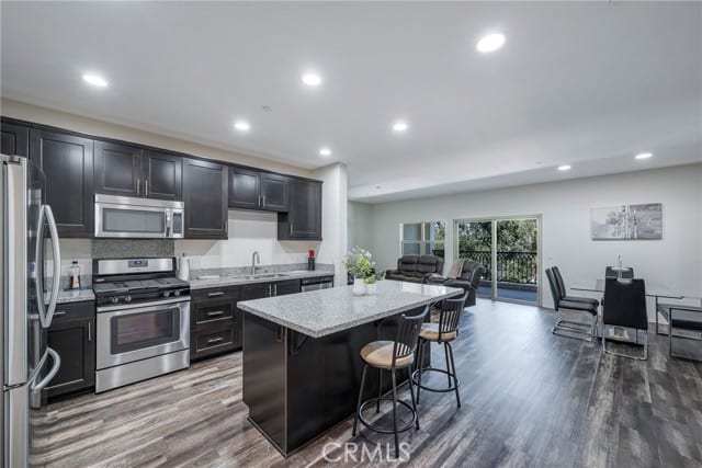 514 South Anaheim Boulevard