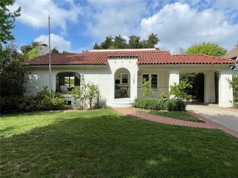 1195 North Chester Avenue, Pasadena, CA 91104