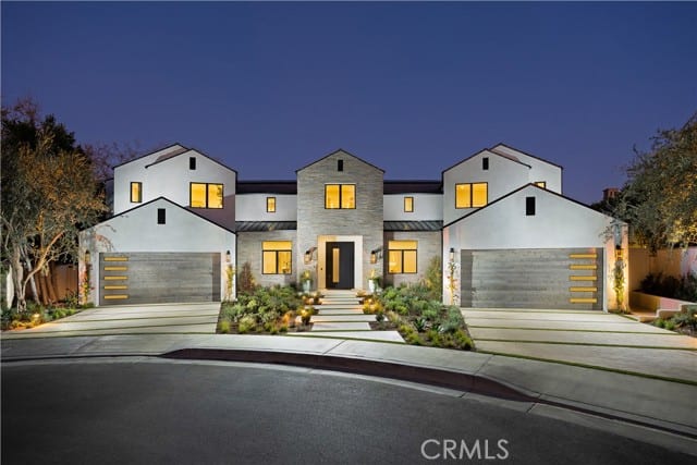 76 Hillcrest Lane, Newport Beach, CA 92660
