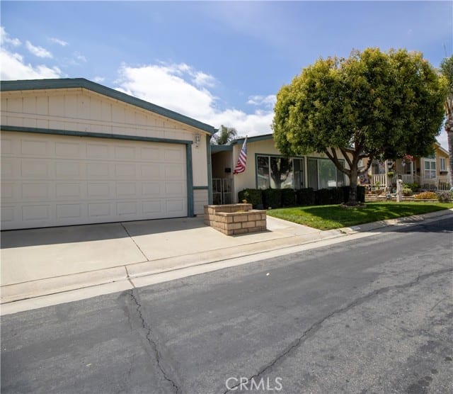 10961 Desert Lawn Dr (210 Vineyard)