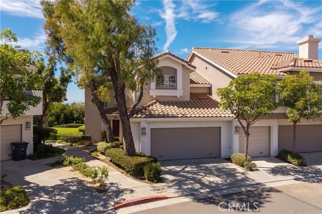 1029 South Dewcrest