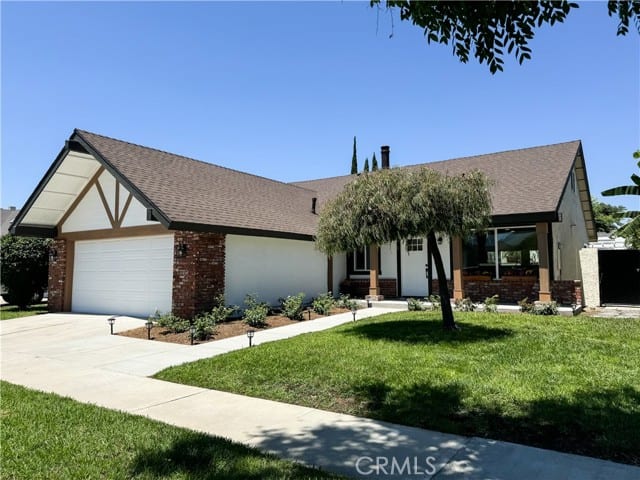 7401 East Calle Granada