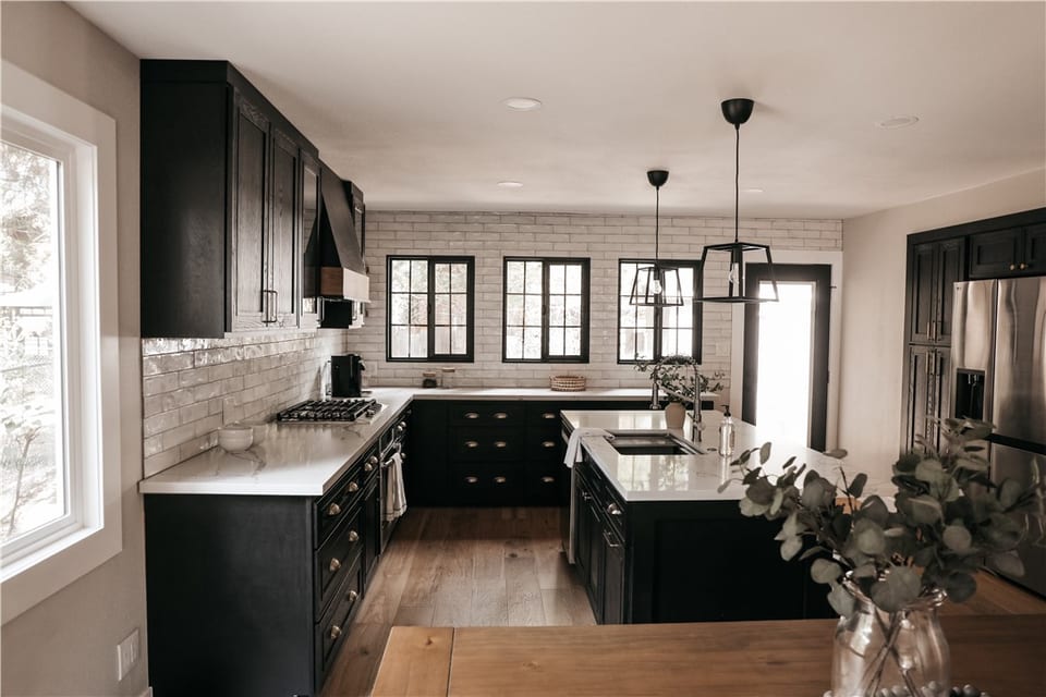 135 North Finch