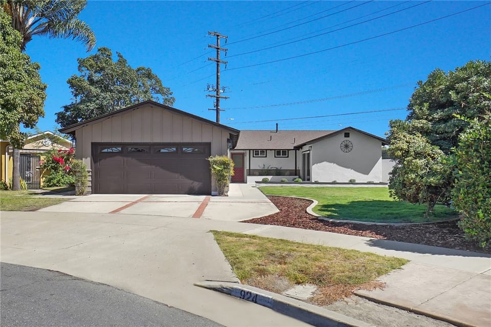 924 South Hayward Street