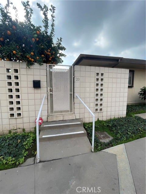 999 East Valley Boulevard