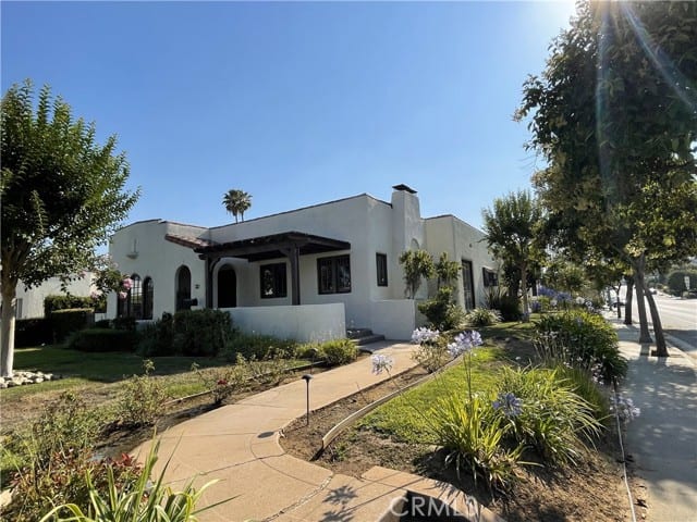2400 West Alhambra Road