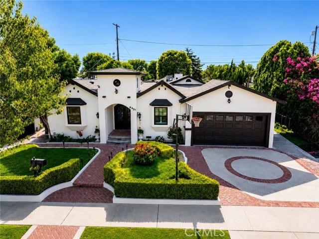 8951 Yolanda, Northridge, CA 91324