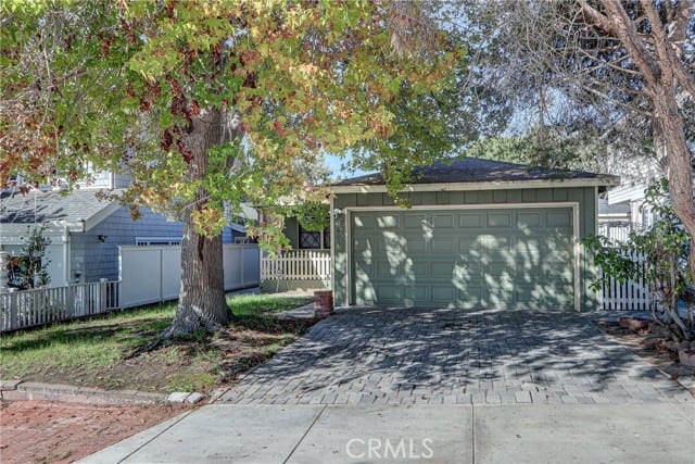 2801 Oak Avenue, Manhattan Beach, CA 90266