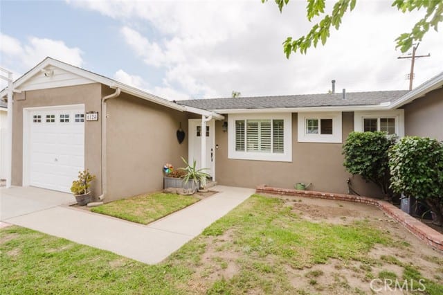 6124 North Fairvale Drive