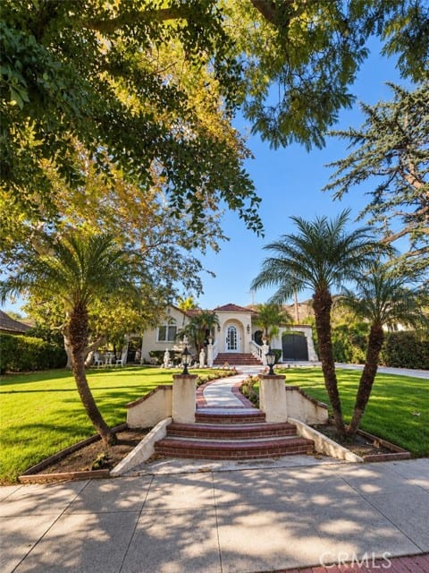 845 West Kenneth, Glendale, CA 91202