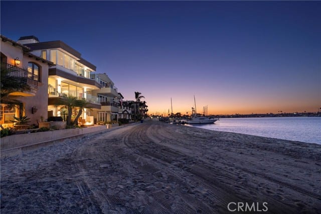5517 East Ocean, Long Beach, CA 90803