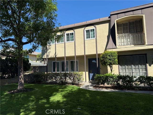 1803 West Greenleaf