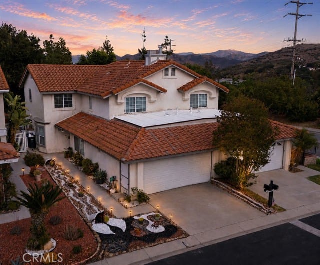5304 Francisca Way
