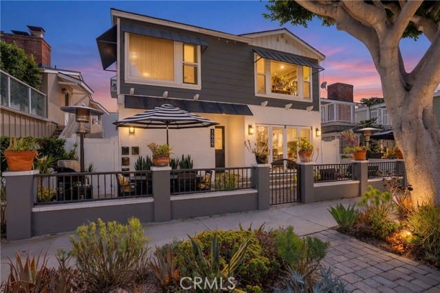 1609 East Balboa Boulevard, Newport Beach, CA 92661