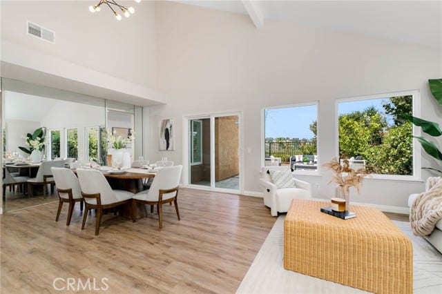 6075 East Montefino