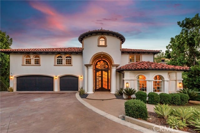 30 Saddlebow Road