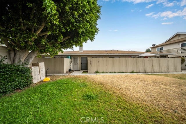 2115 South Camino Street
