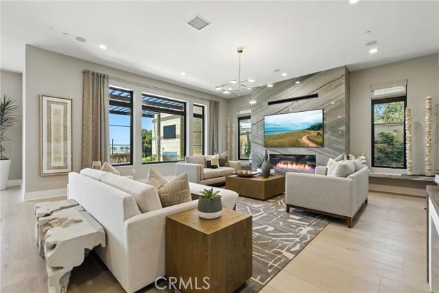 441 Narcissus, Irvine, CA 92602