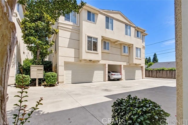 15756 Devonshire Street, Granada Hills, CA 91344