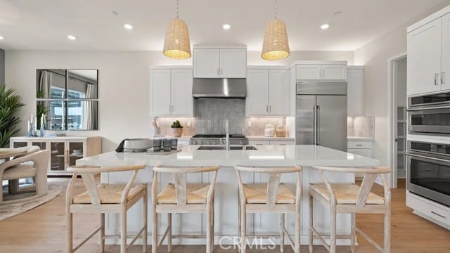 641 Eureka Drive, Santa Paula, CA 93060