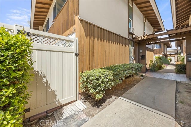 15500 Tustin Village, 25, Tustin, CA 92780