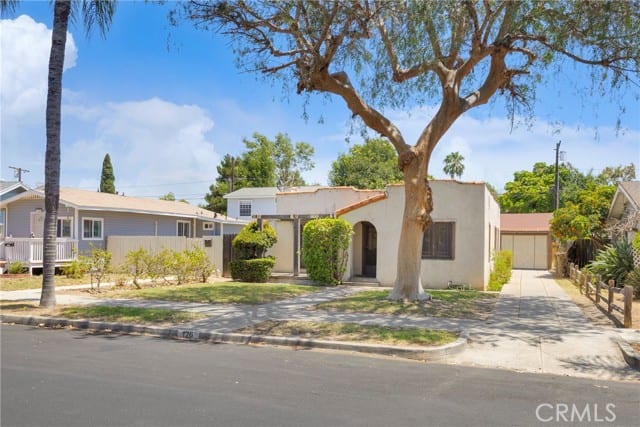 126 North Yale Avenue, Fullerton, CA 92831