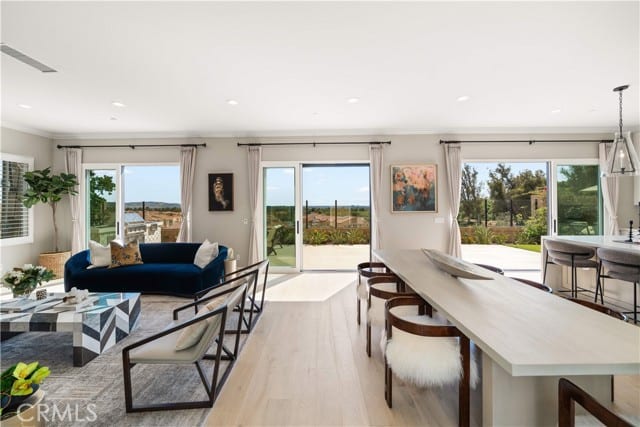 136 Salt Spg, Irvine, CA 92602