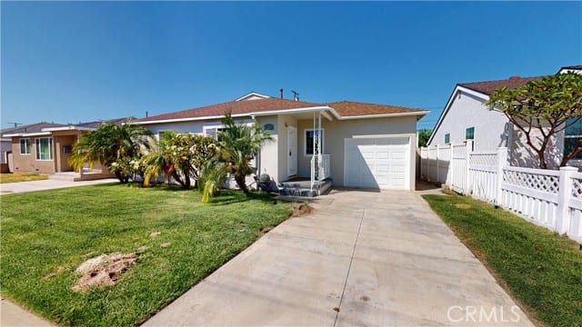9955 Maplewood
