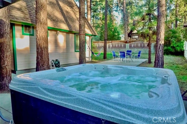 336 West Sherwood