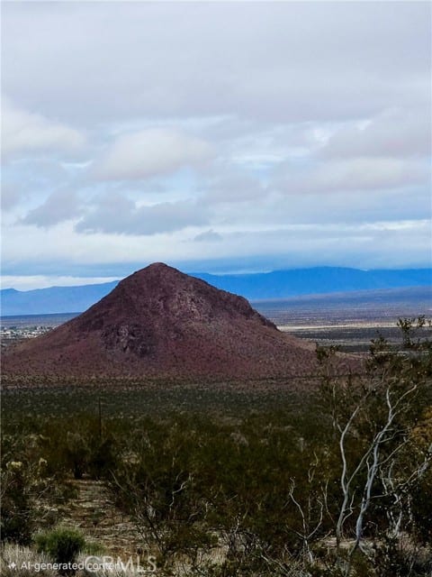 1 Twinn Buttes Avenue