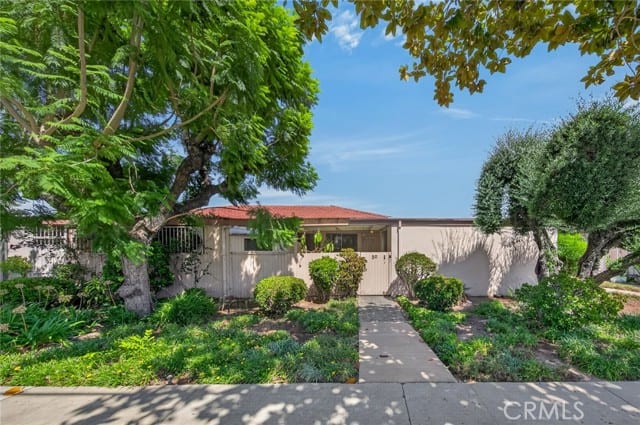 777 East Valley