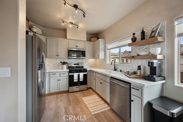 579 Camino Mercado