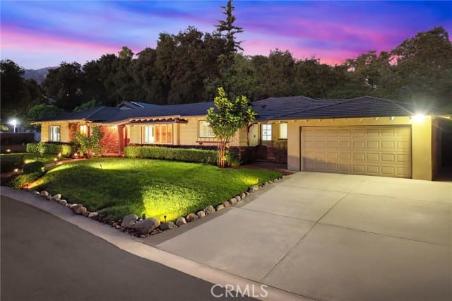 1260 Oakhaven Lane
