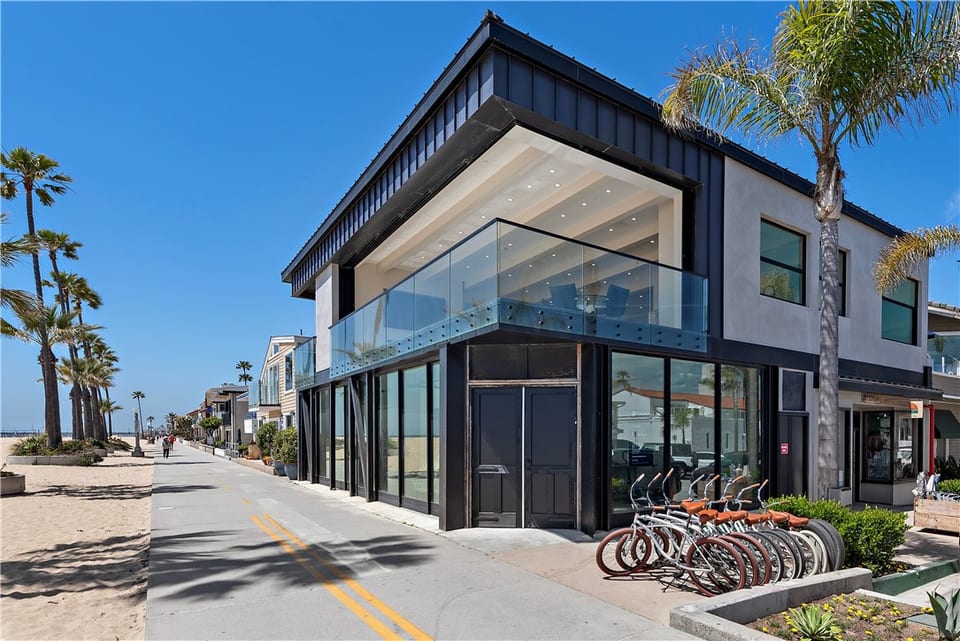 1504 West Oceanfront