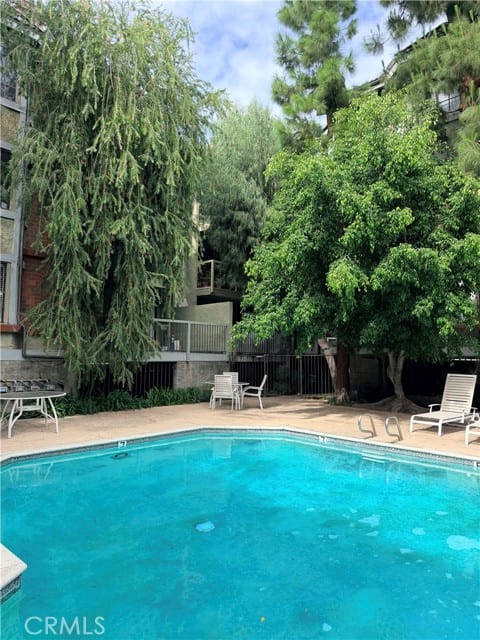 18324 Clark Street, 120, Tarzana, CA 91356