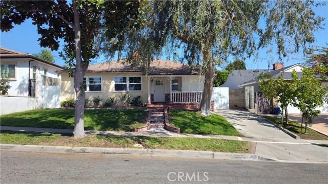 2812 North Myers