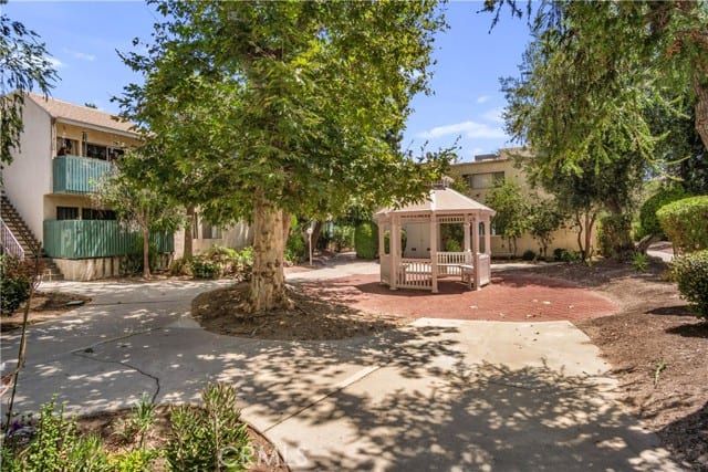 5700 Etiwanda Avenue, 288, Tarzana, CA 91356