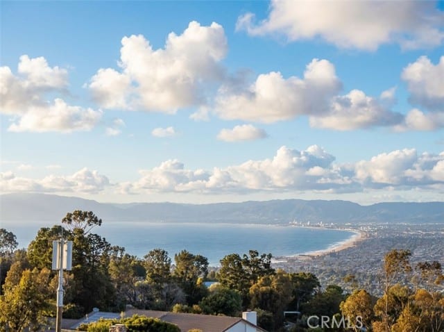 11 Avenida De Magnolia, Rancho Palos Verdes, CA 90275