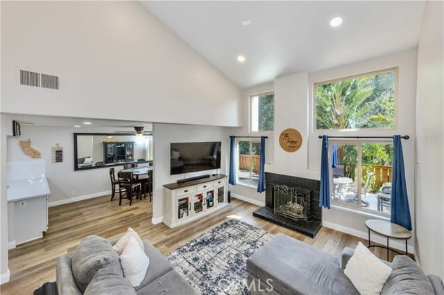 6597 East Camino Vista