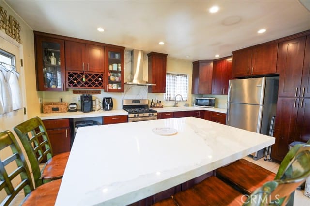 2419 West Greenbrier Avenue