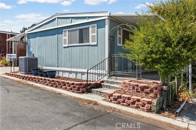 10961 Las Casitas