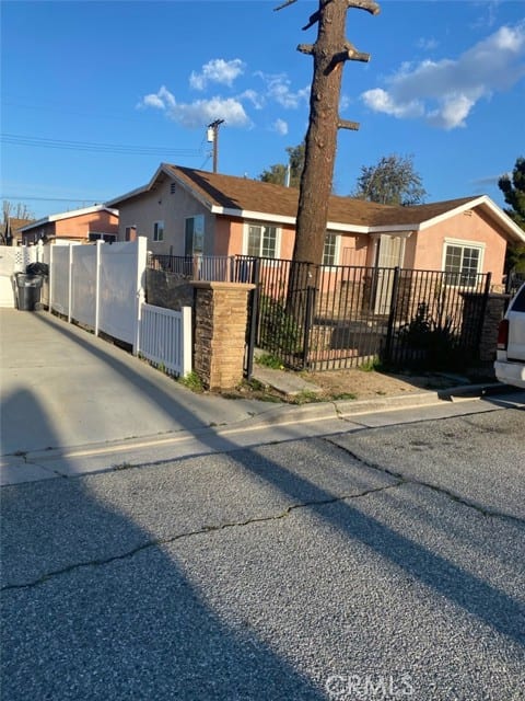 497 Martin Street