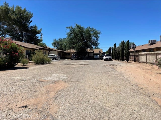 20221 Zuni Road