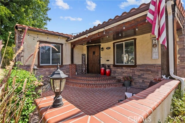 1010 East Santa Anita, Burbank, CA 91501