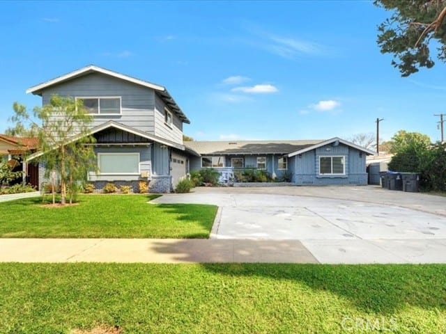 2076 South Eileen
